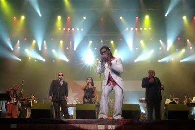 Los Van Van “Arrasando” awarded at Cubadisco 2010
