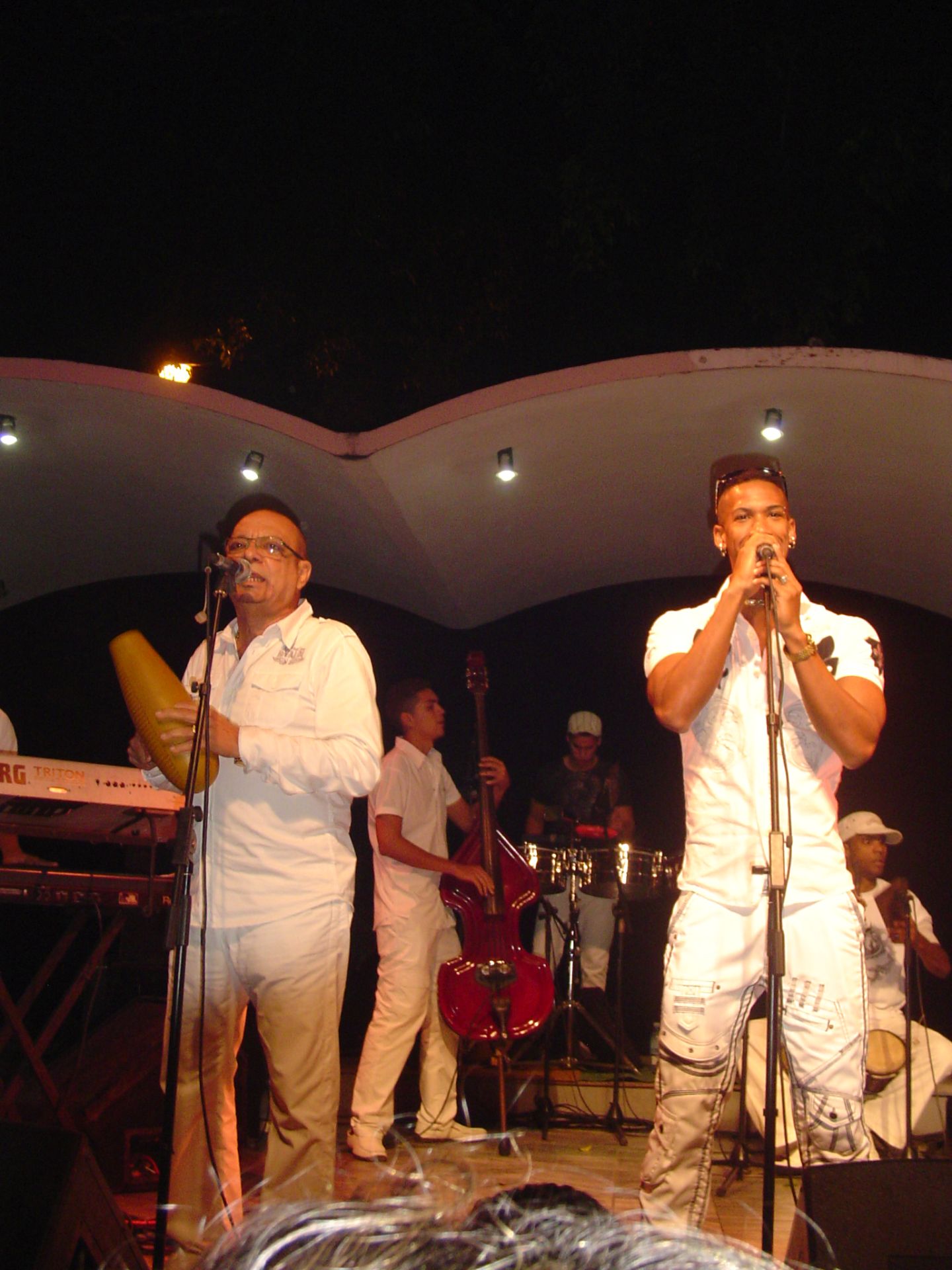 Charanga latina y Enrique Alvarez_DSC06322.JPG