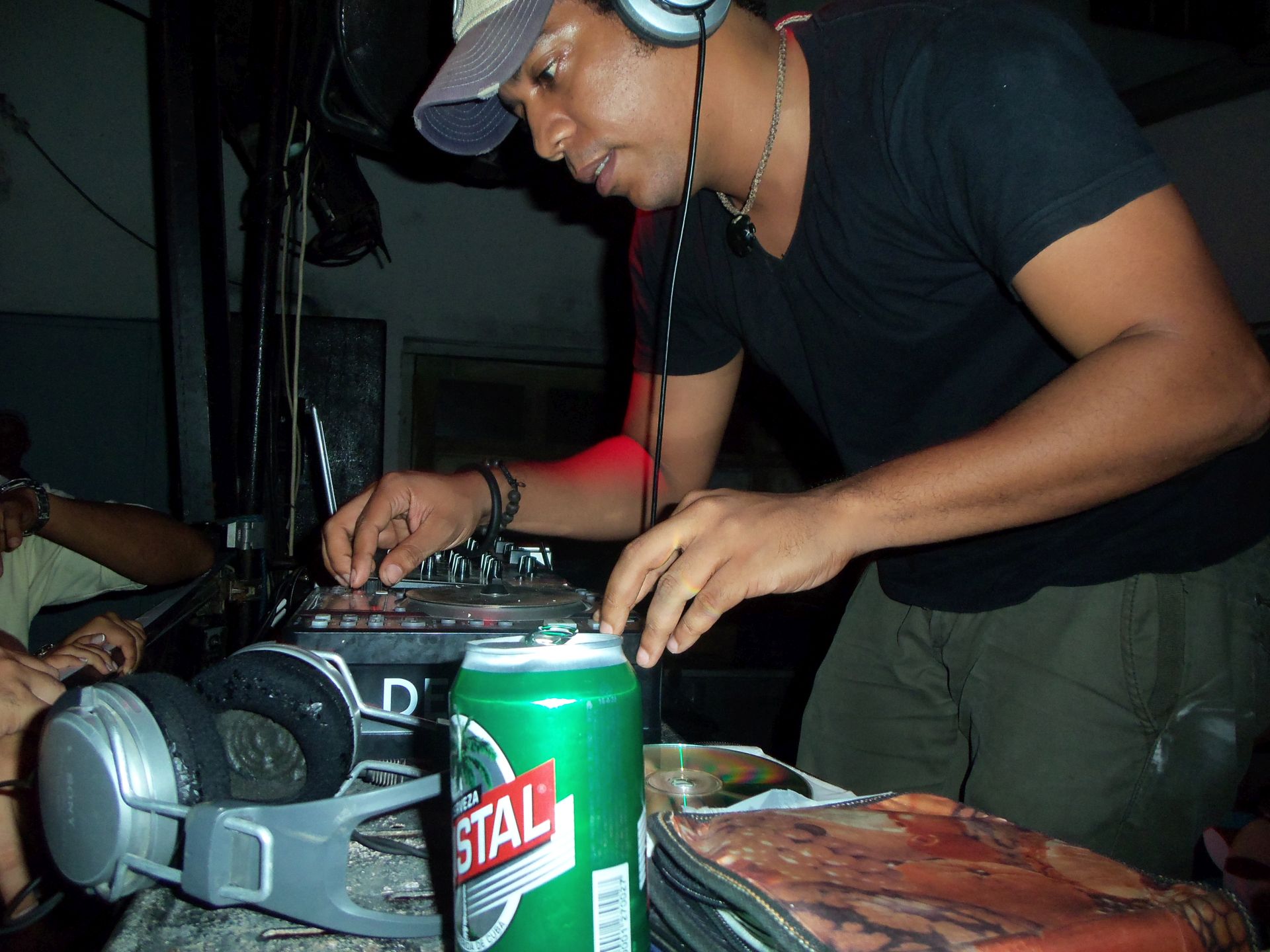 Dj Xander.black_100_1111.JPG